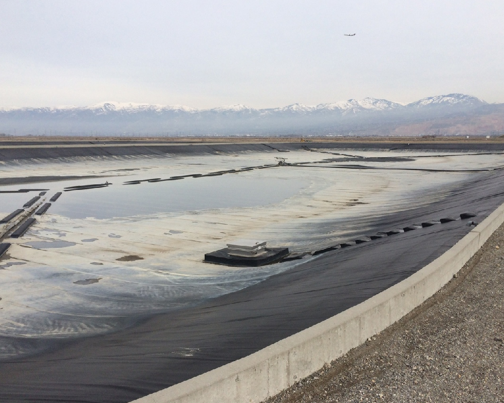 犹他州盐湖城机场-除冰液存储池